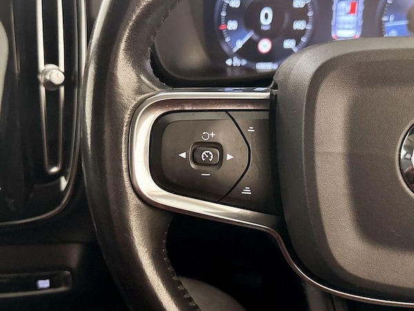 Used Volvo XC40 2019 for sale - 76290371: Photo 17
