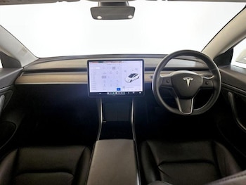 Used Tesla Model 3 2020 for sale - 76405207: Photo