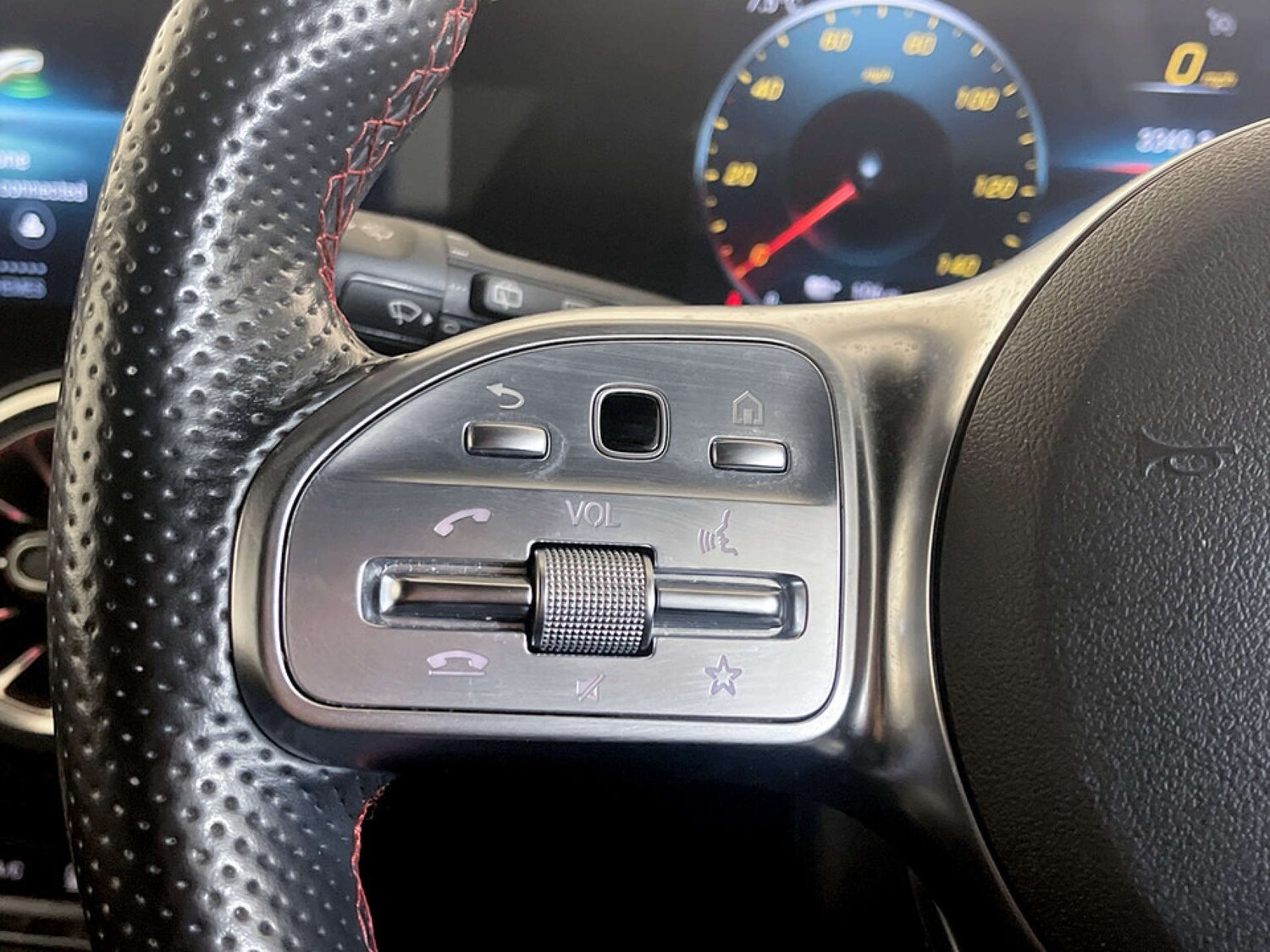 Used Mercedes-Benz EQA 2021 for sale - 77470012: Photo 17