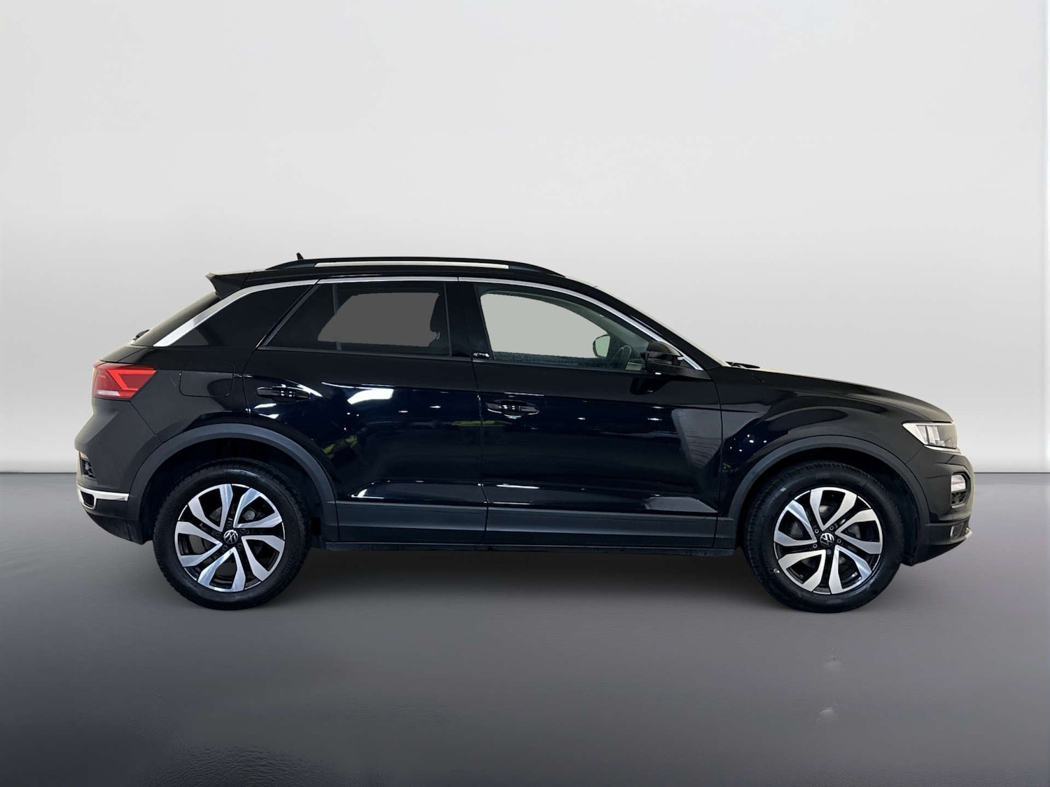 Used Volkswagen T-Roc 2022 for sale - 78039661: Photo 11