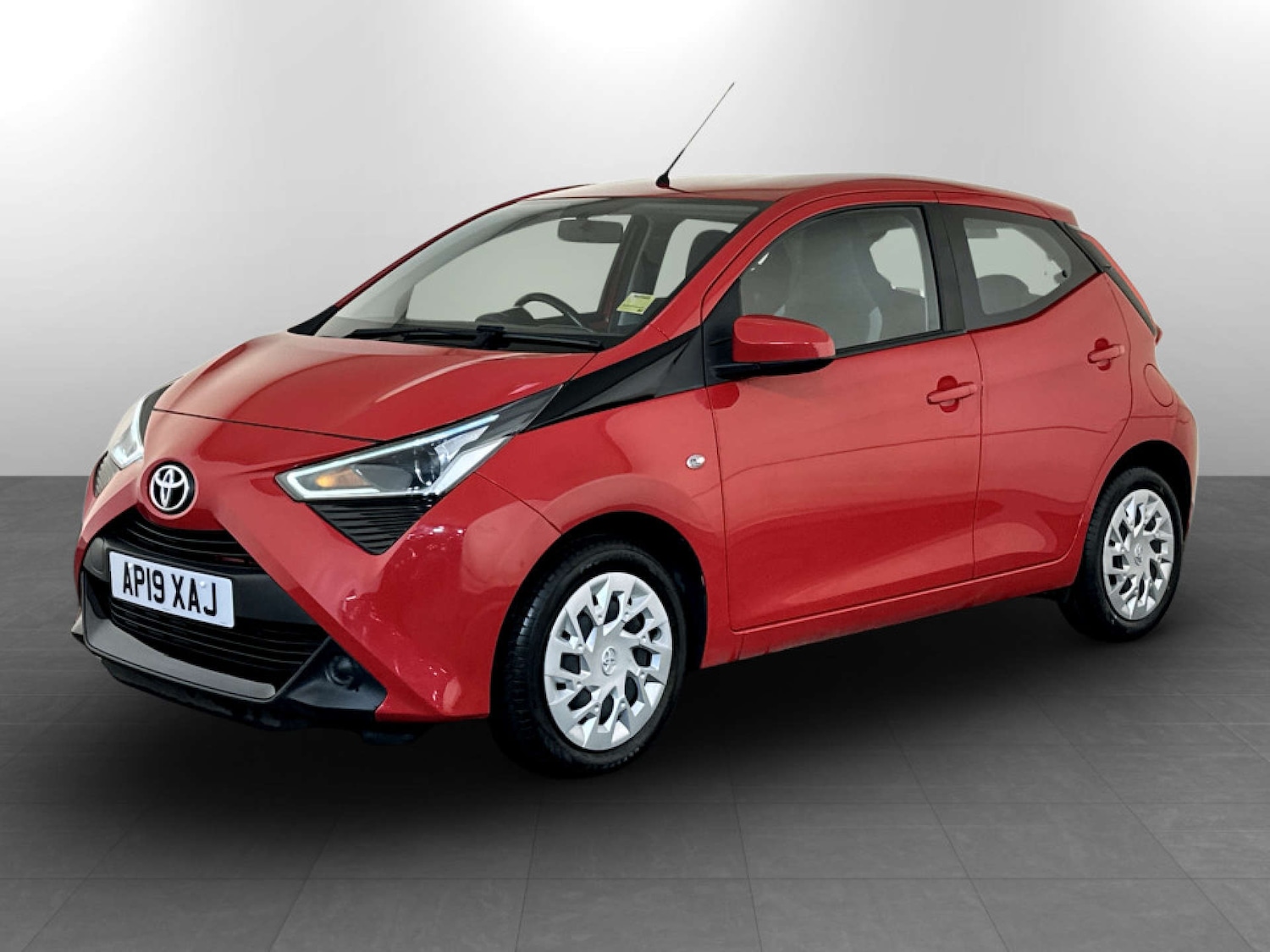 Used Toyota AYGO 2019 for sale - 77434588: Photo 6