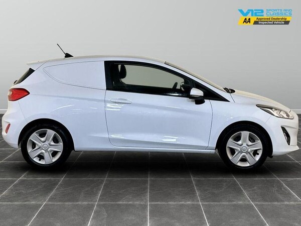 Used Ford Fiesta Van 2020 for sale - 76222582: Photo 11
