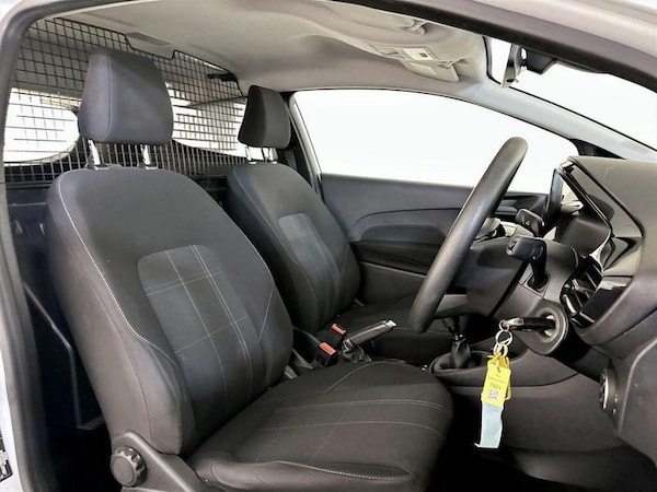 Used Ford Fiesta Van 2020 for sale - 76222582: Photo 13