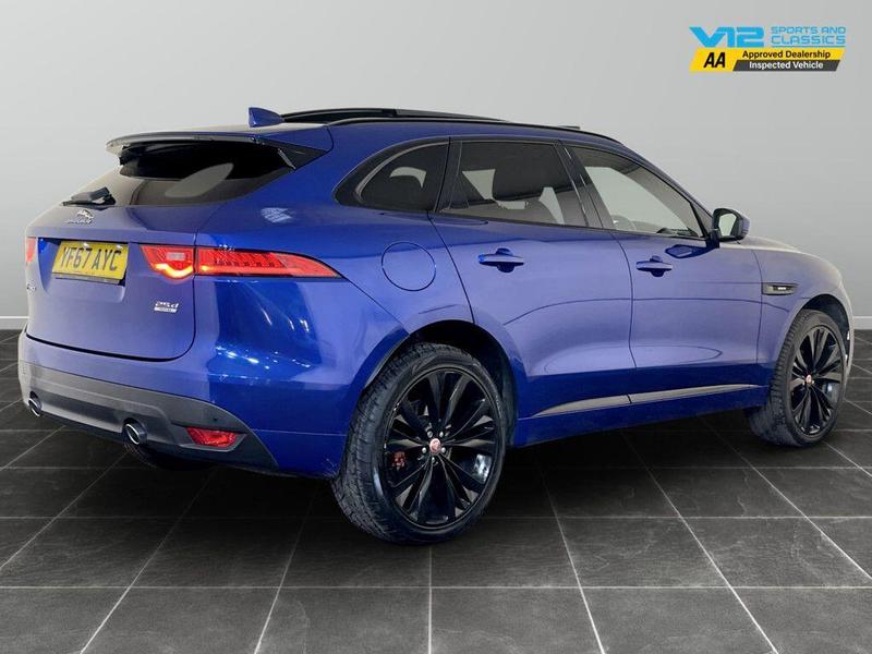 Used Jaguar F-Pace 2017 for sale - 76344366: Photo 10