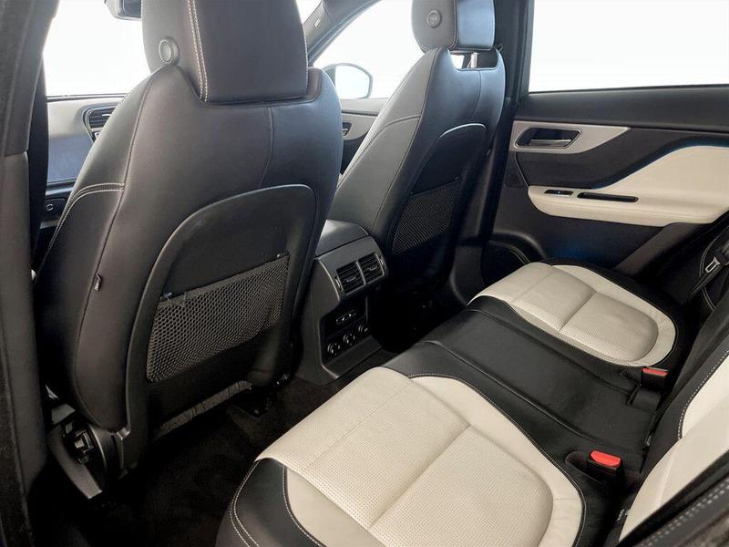 Used Jaguar F-Pace 2017 for sale - 76344366: Photo 14
