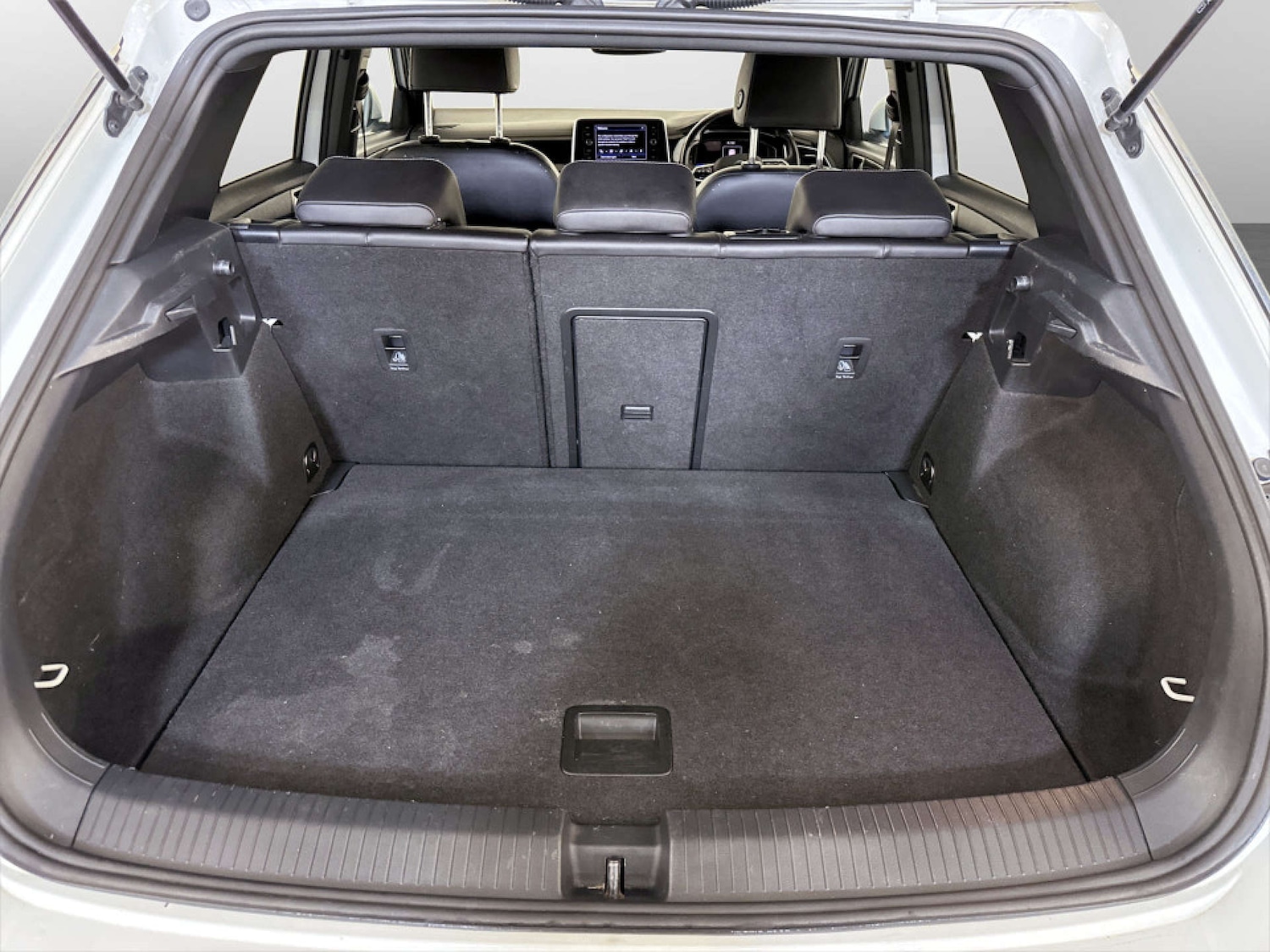 Used Volkswagen T-Roc 2022 for sale - 77186139: Photo 15