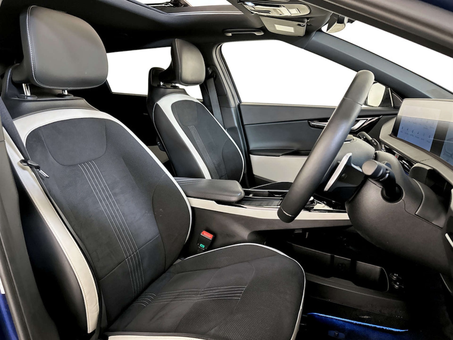 Used Kia EV6 2023 for sale - 77805558: Photo 13