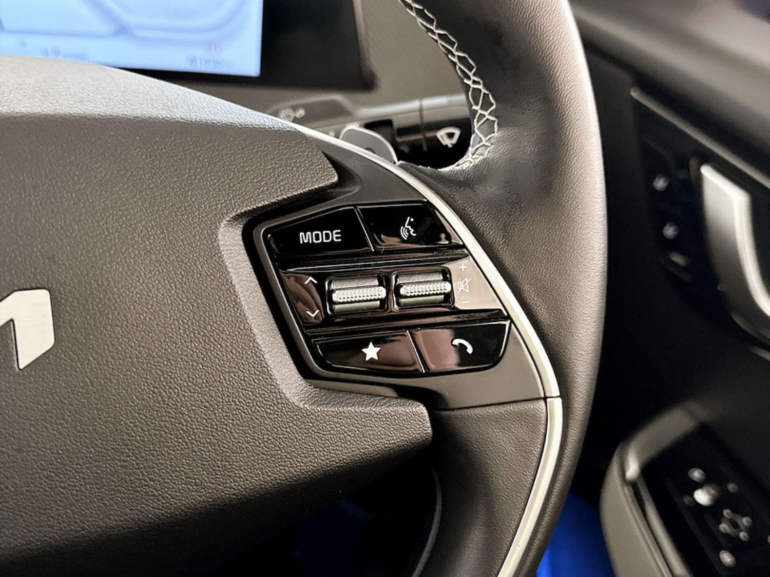 Used Kia EV6 2023 for sale - 77805558: Photo 21