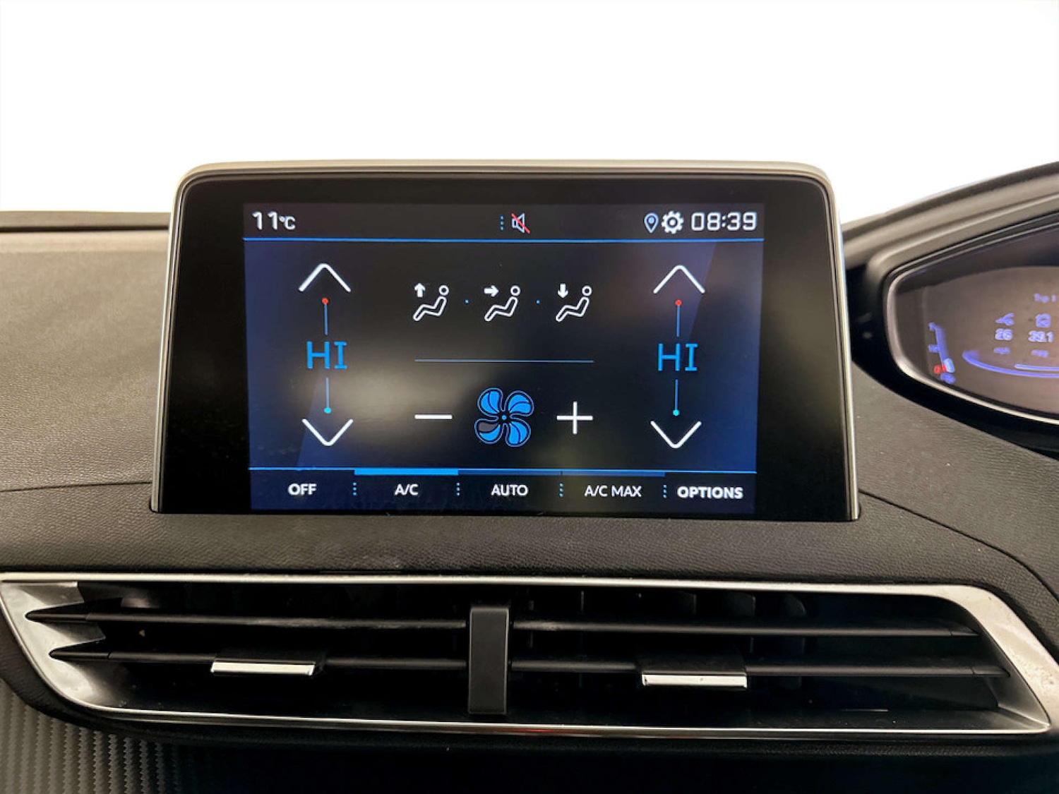 Used Peugeot 3008 2019 for sale - 77186039: Photo 22