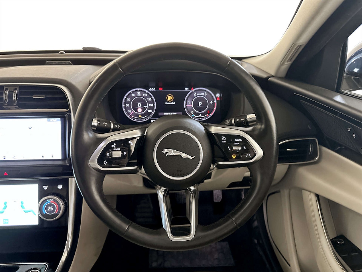 Used Jaguar XE 2020 for sale - 77720455: Photo 16