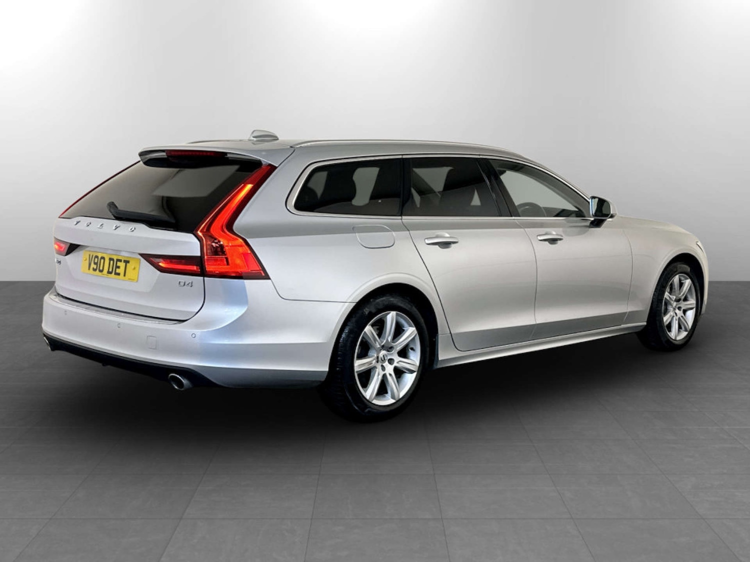 Used Volvo V90 2019 for sale - 77326076: Photo 10