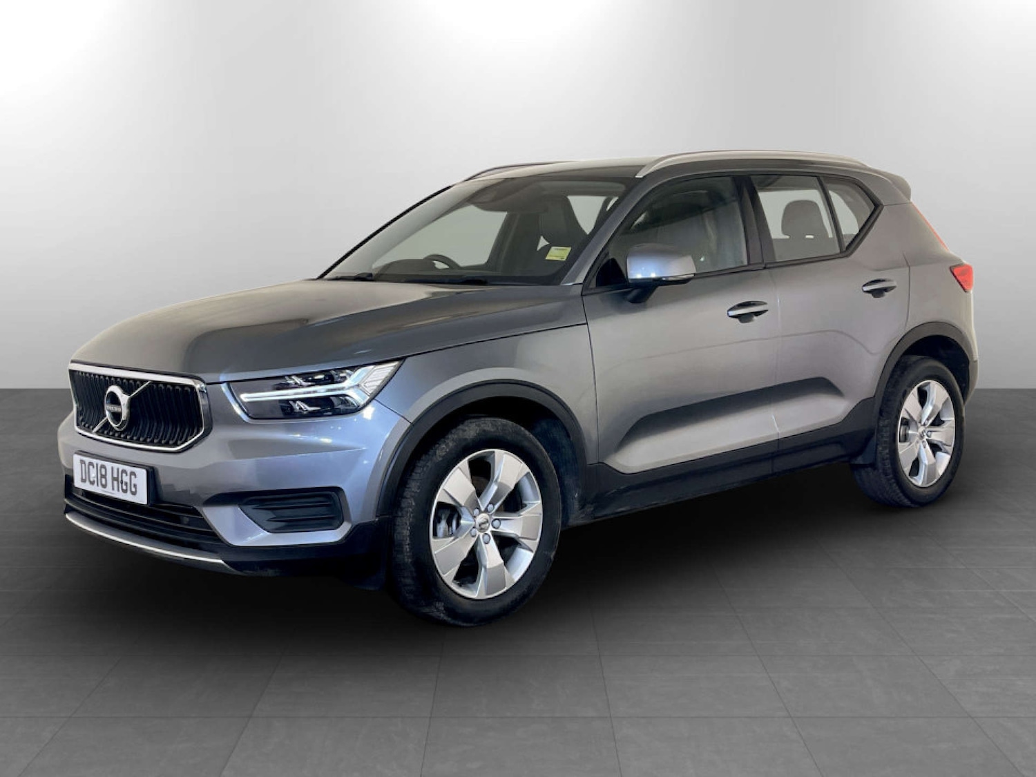 Used Volvo XC40 2018 for sale - 77185957: Photo 6
