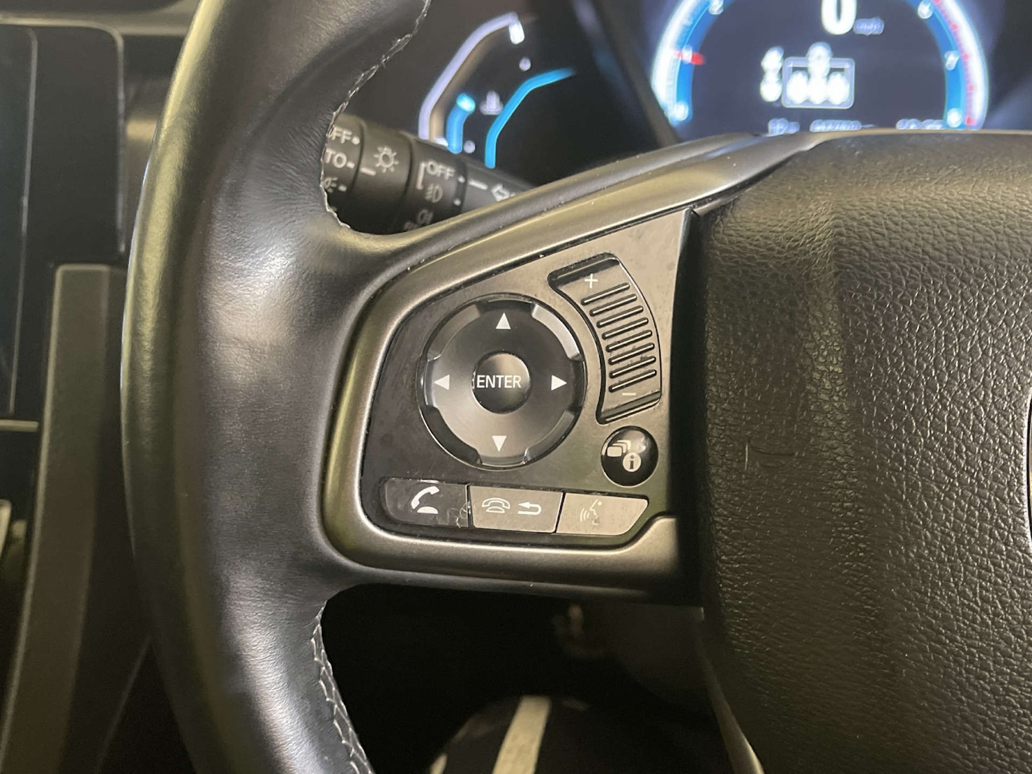 Used Honda Civic 2018 for sale - 78003754: Photo 17