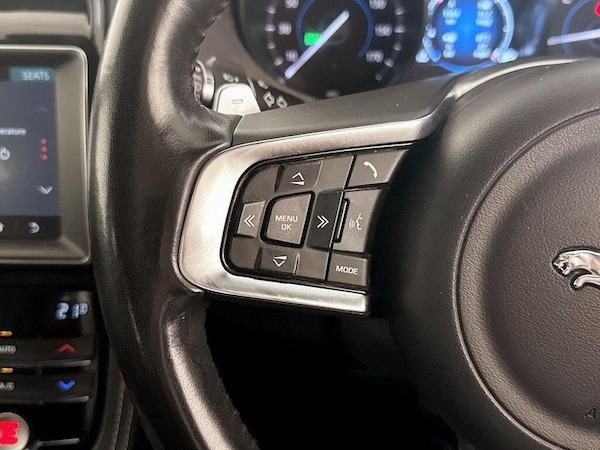 Used Jaguar F-Pace 2019 for sale - 76209413: Photo 17