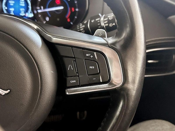 Used Jaguar F-Pace 2019 for sale - 76209413: Photo 19