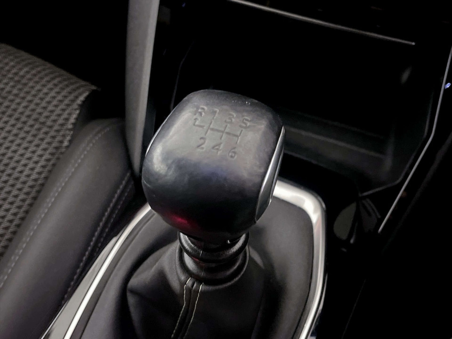 Used Peugeot 2008 2022 for sale - 77531877: Photo 26