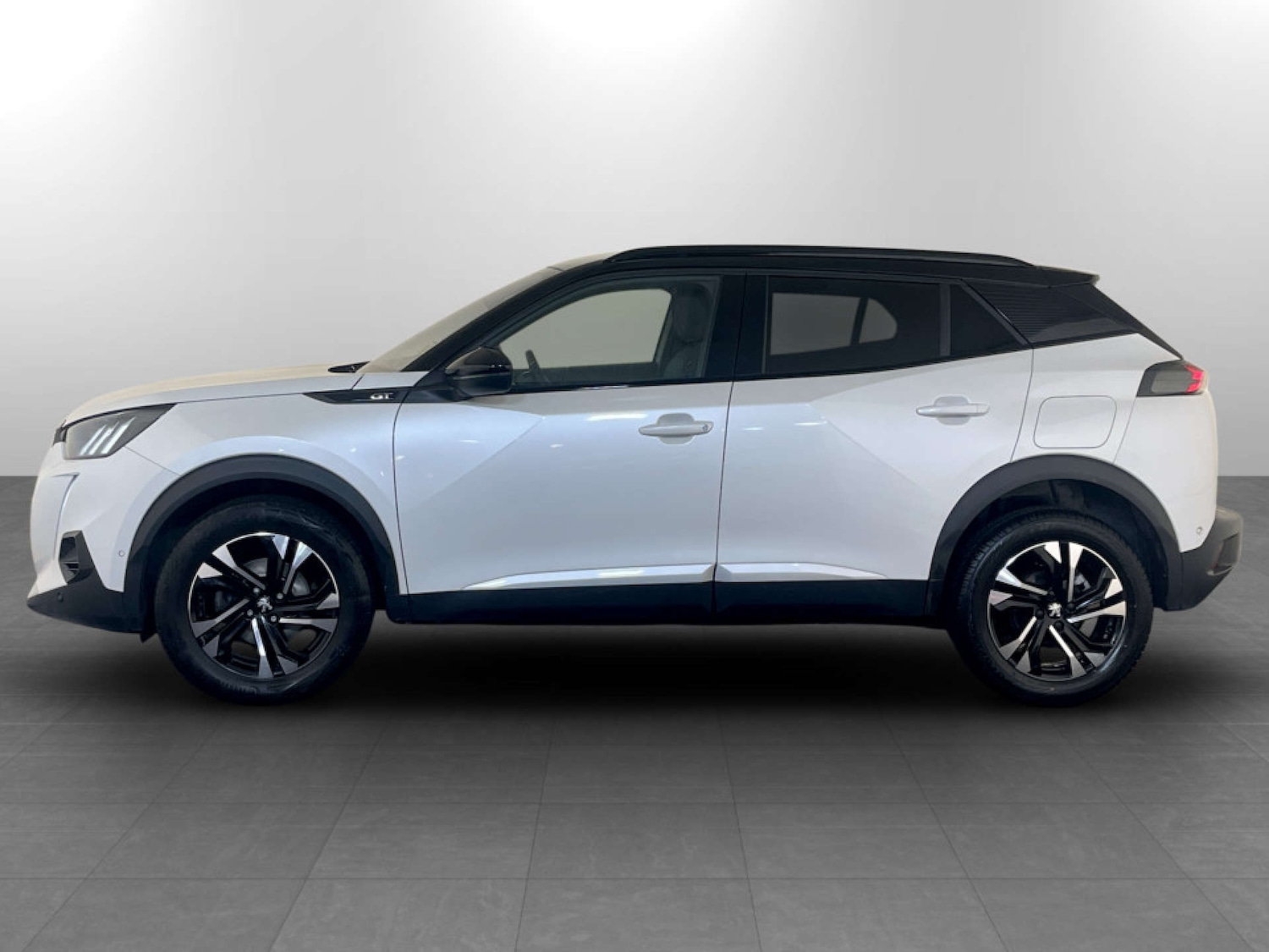 Used Peugeot 2008 2022 for sale - 77531877: Photo 7