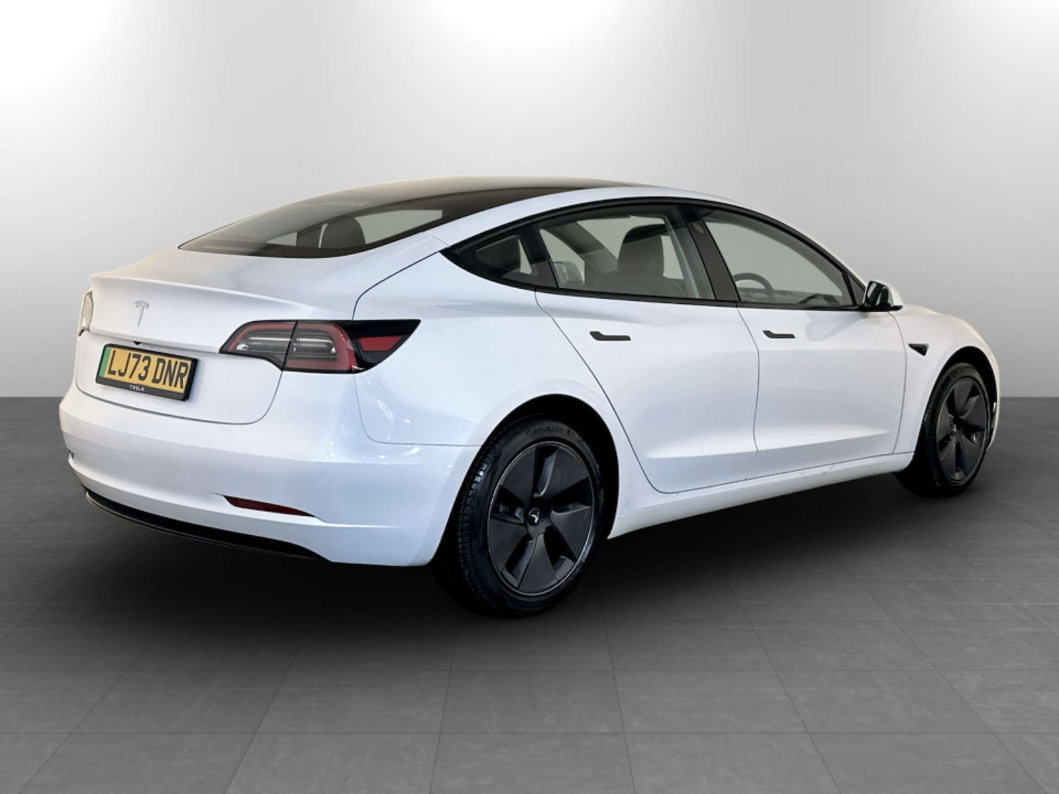 Used Tesla Model 3 2023 for sale - 77227765: Photo 10