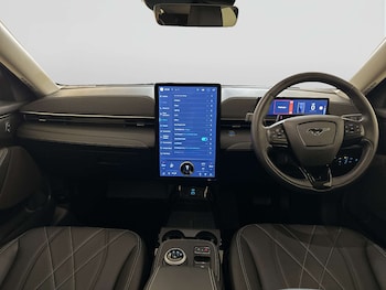 Used Audi Q2 2018 for sale - 78353598: Photo