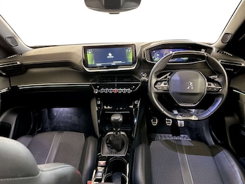 Used Peugeot 2008 2021 for sale - 77584838: Photo
