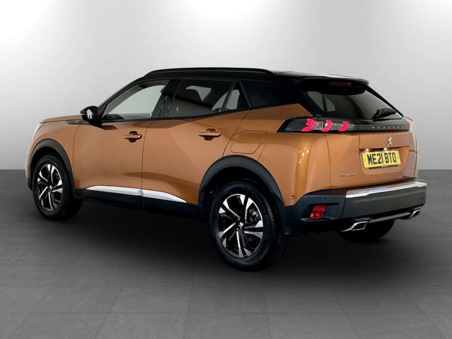 Used Peugeot 2008 2021 for sale - 77584838: Photo 8