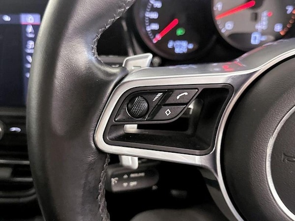 Used Porsche Macan 2020 for sale - 75712594: Photo 17