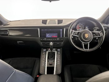 Used Porsche Macan 2020 for sale - 75712594: Photo
