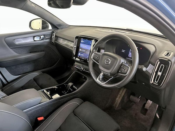 Used Volvo C40 2023 for sale - 75712480: Photo 16