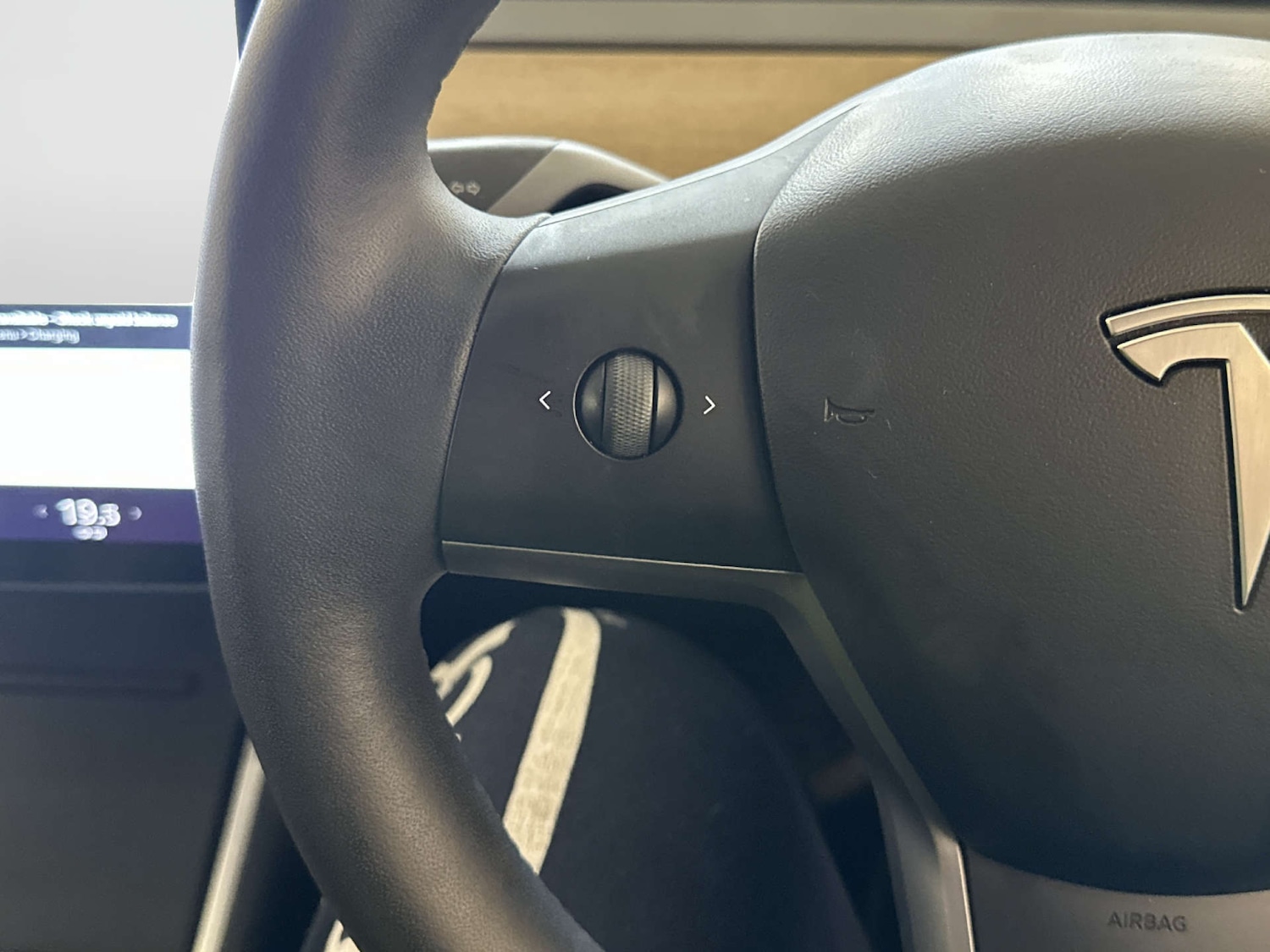 Used Tesla Model 3 2020 for sale - 77921675: Photo 17