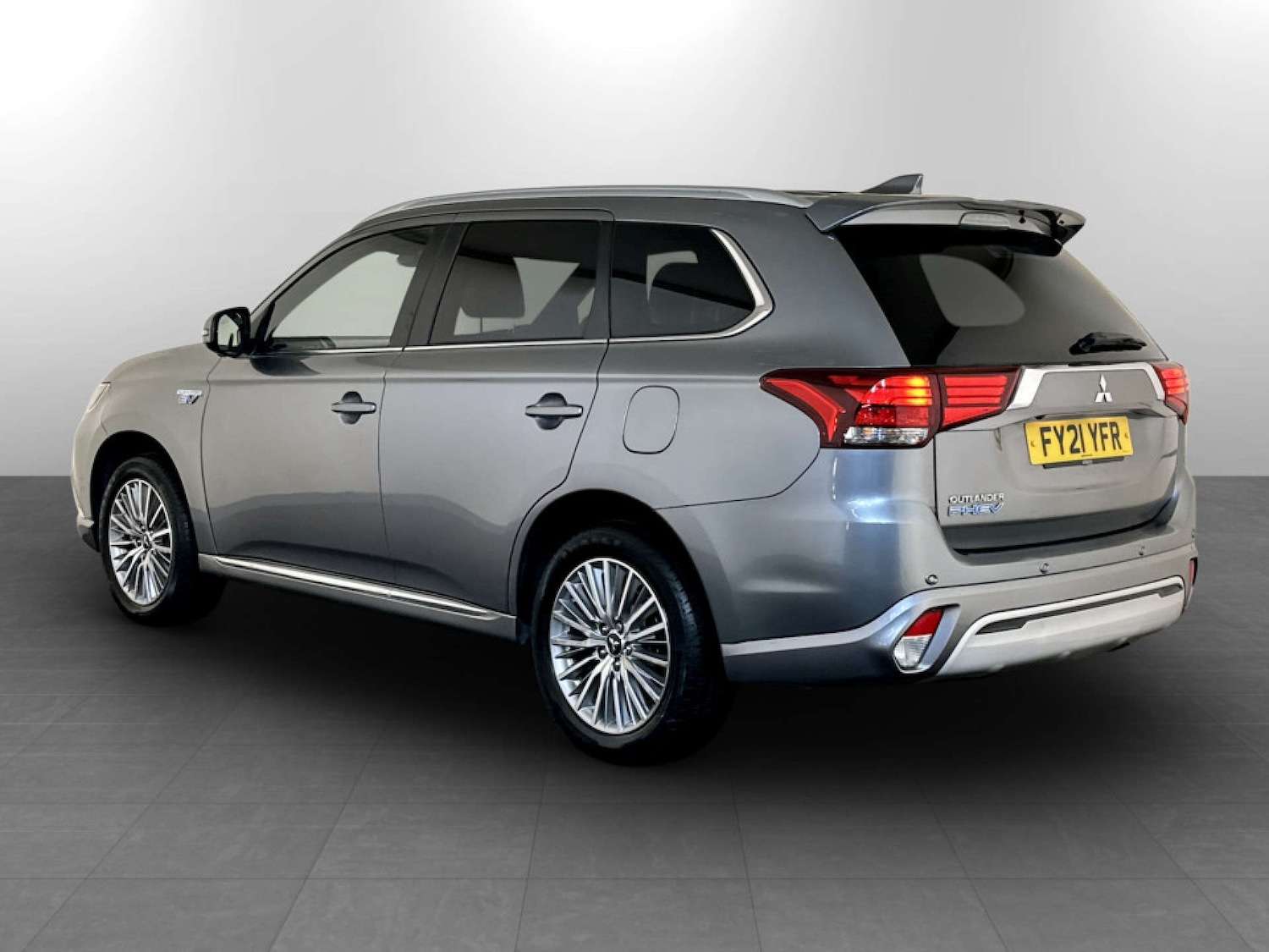 Used Mitsubishi Outlander 2021 for sale - 77185900: Photo 8