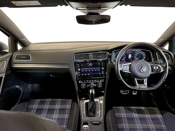 Used Volkswagen Golf 2020 for sale - 77319943: Photo