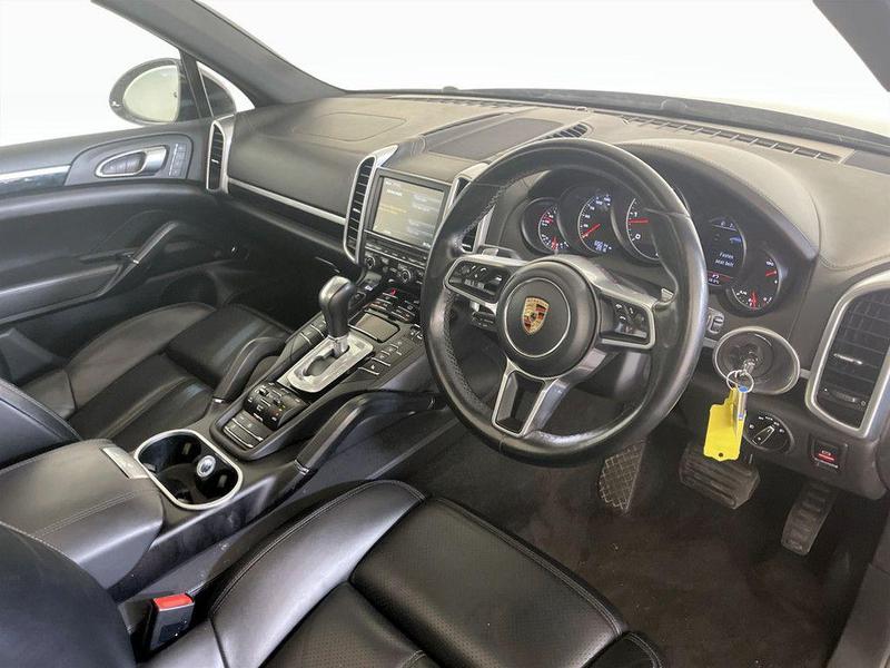 Used Porsche Cayenne 2016 for sale - 76445333: Photo 16