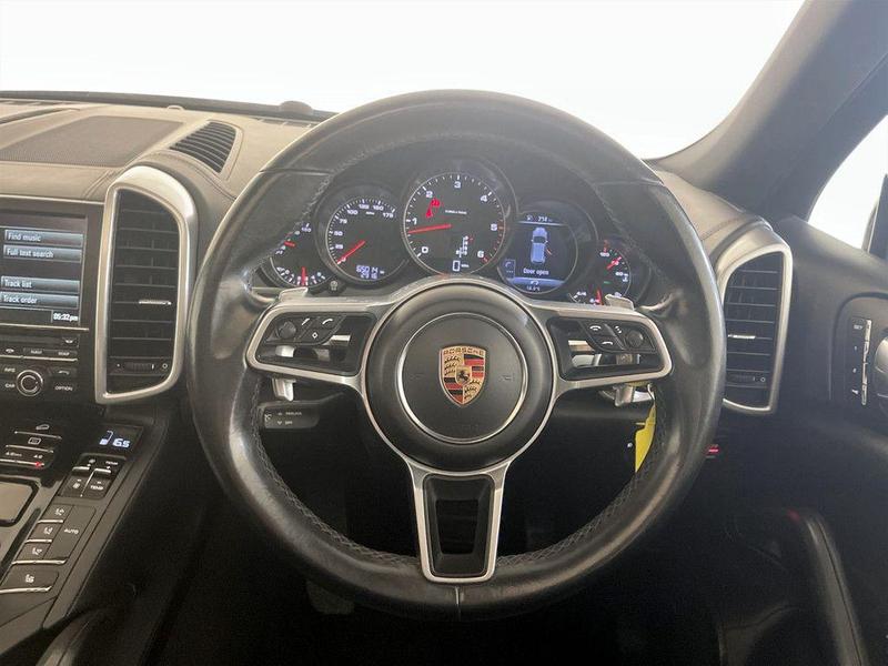 Used Porsche Cayenne 2016 for sale - 76445333: Photo 17