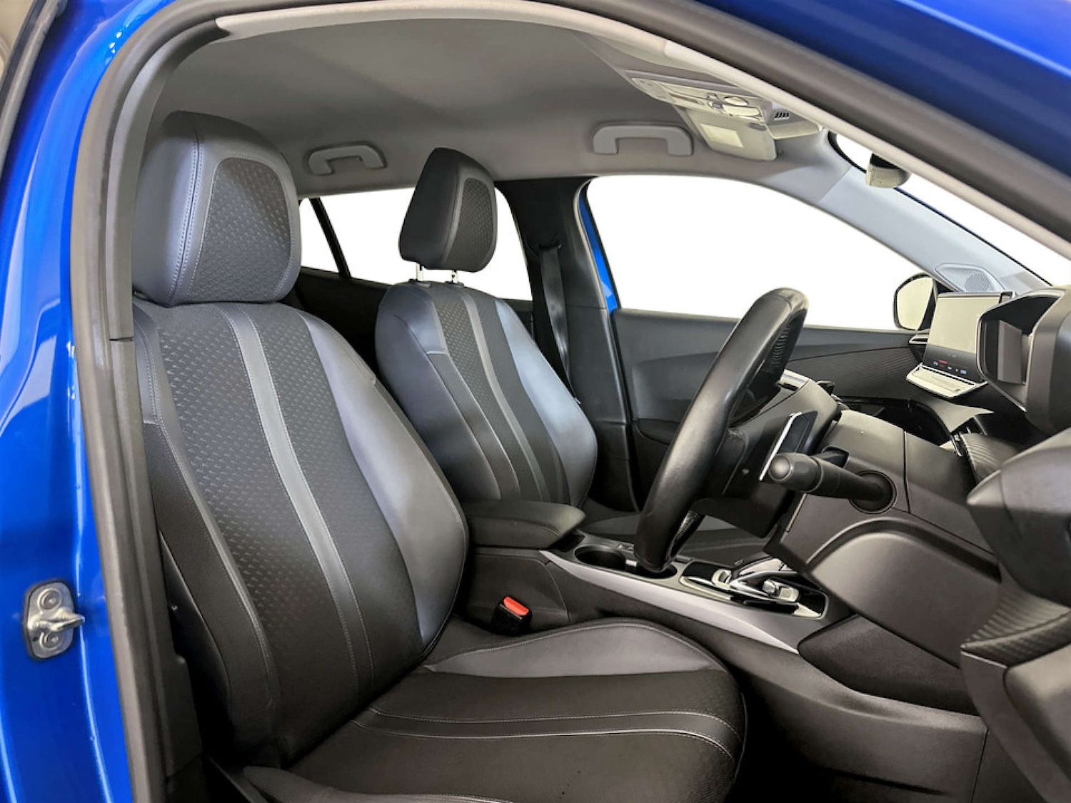 Used Peugeot 2008 2020 for sale - 77185831: Photo 13