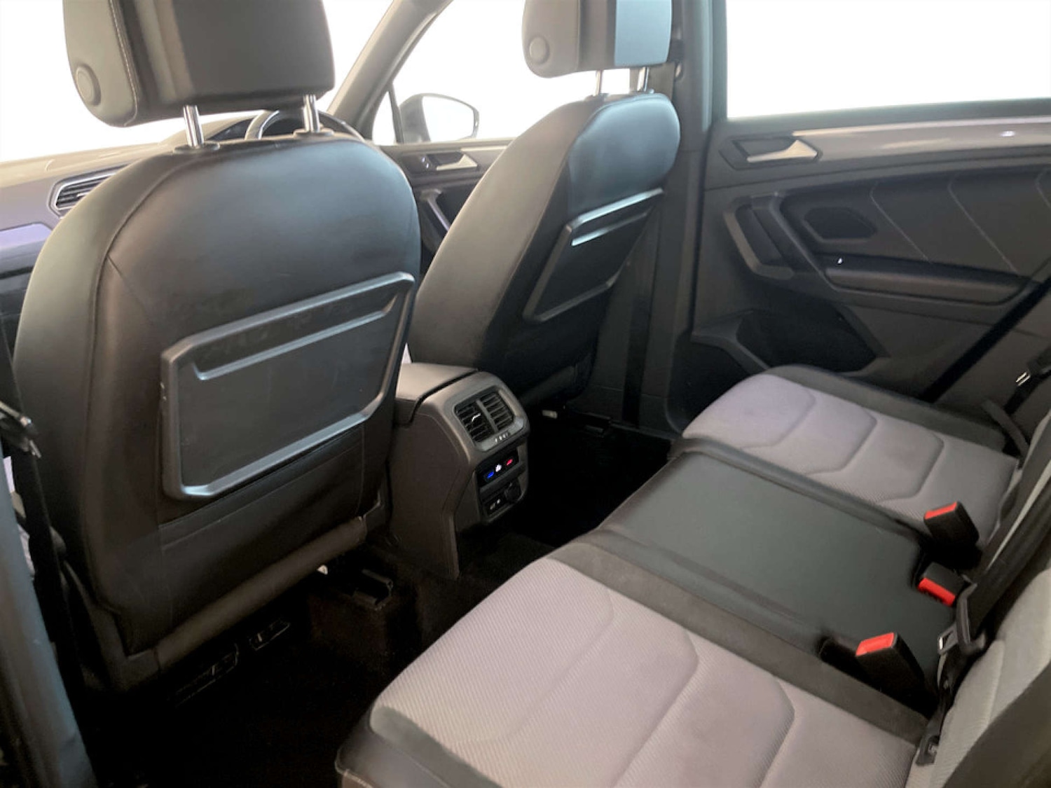 Used Volkswagen Tiguan 2020 for sale - 77185851: Photo 14