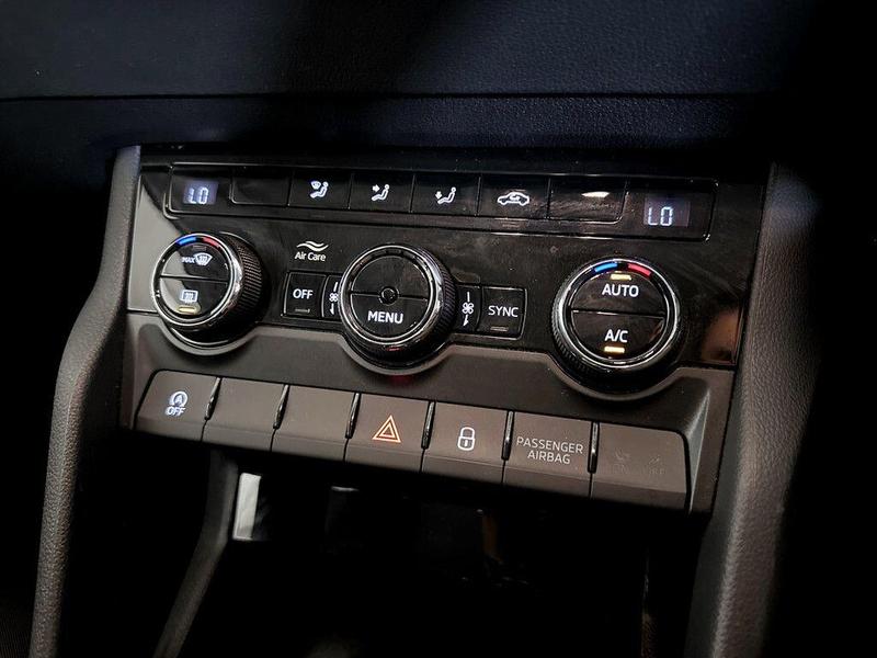 Used Skoda Karoq 2023 for sale - 76329686: Photo 25
