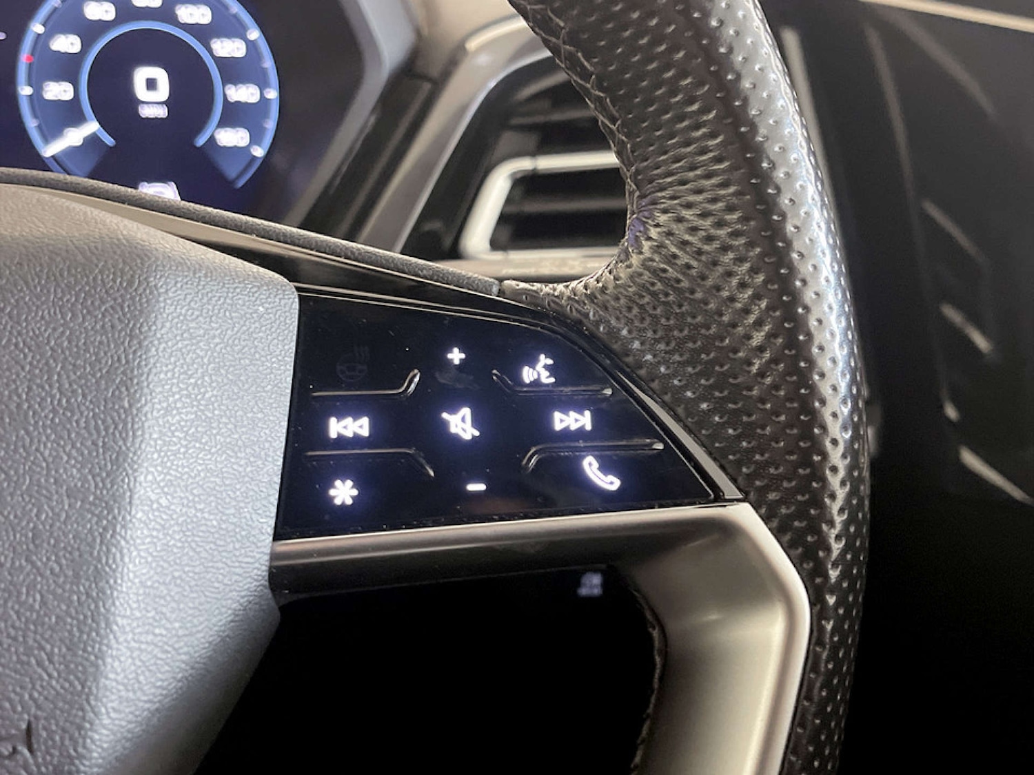 Used Audi Q4 e-tron 2022 for sale - 77545028: Photo 18