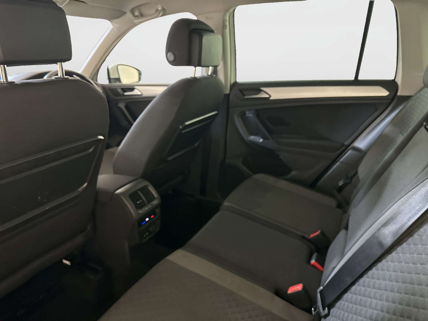 Used Volkswagen Tiguan 2019 for sale - 78154447: Photo 14