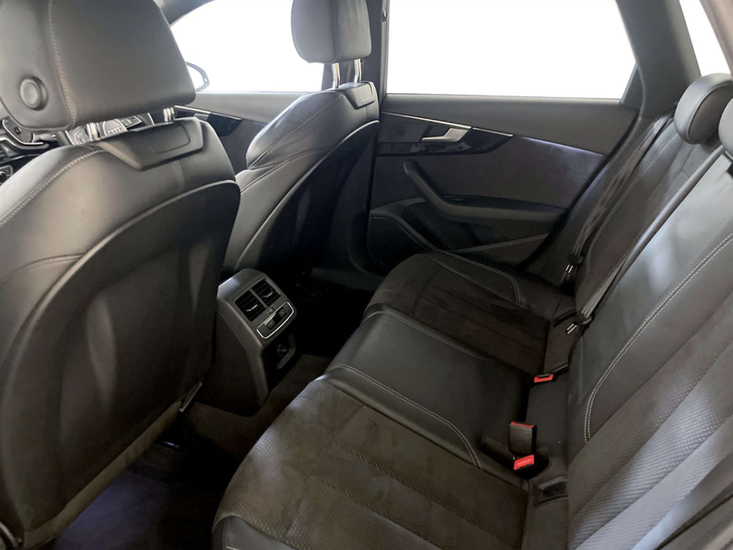 Used Audi A4 2019 for sale - 77224769: Photo 14