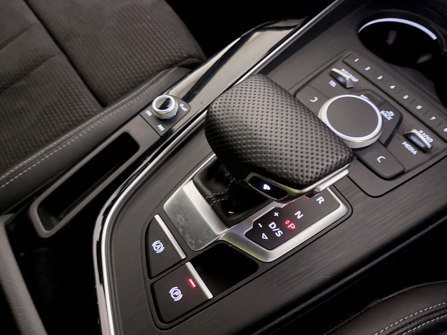 Used Audi A4 2019 for sale - 77224769: Photo 25