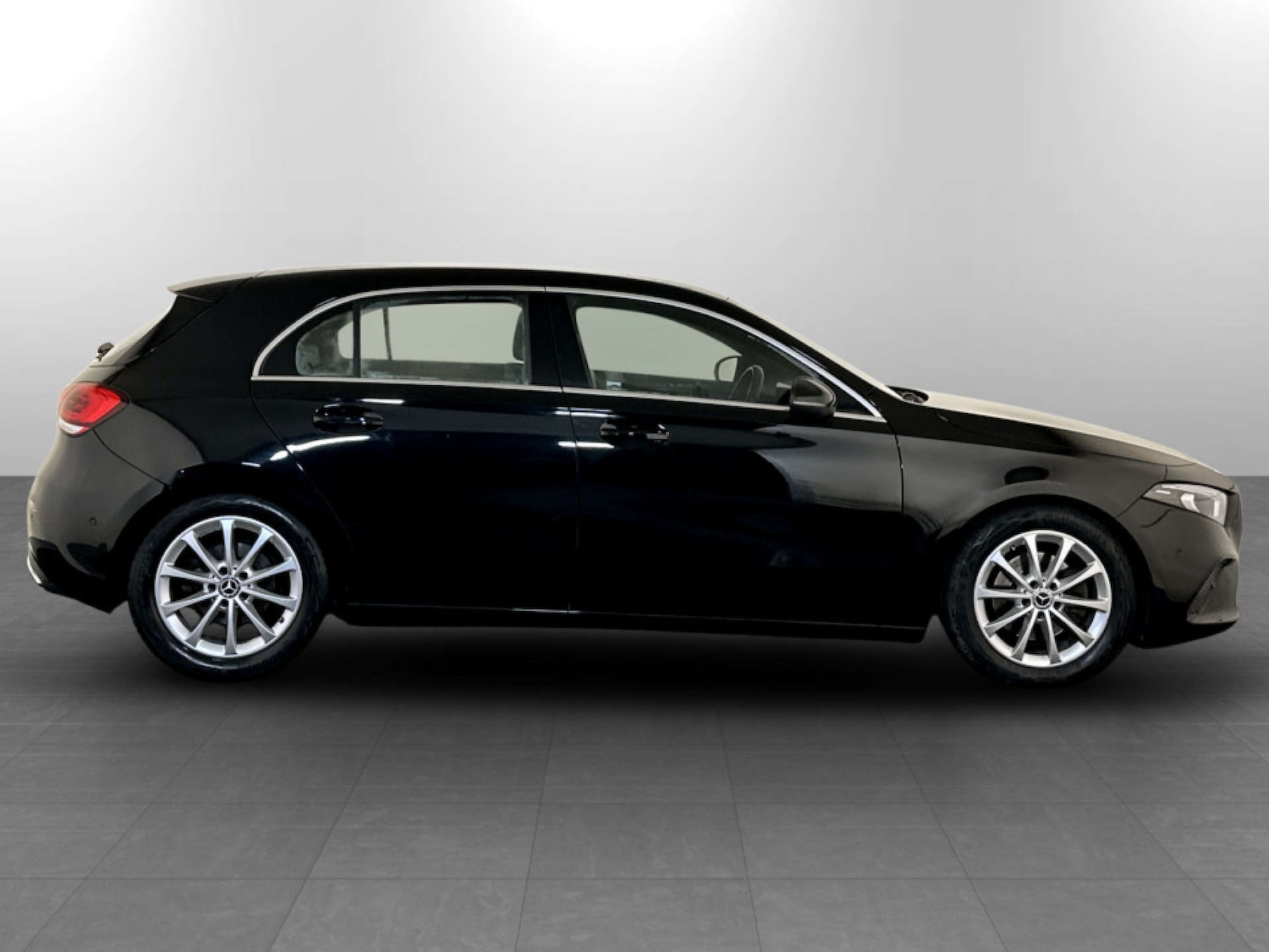 Used Mercedes-Benz A-Class 2020 for sale - 77688275: Photo 11