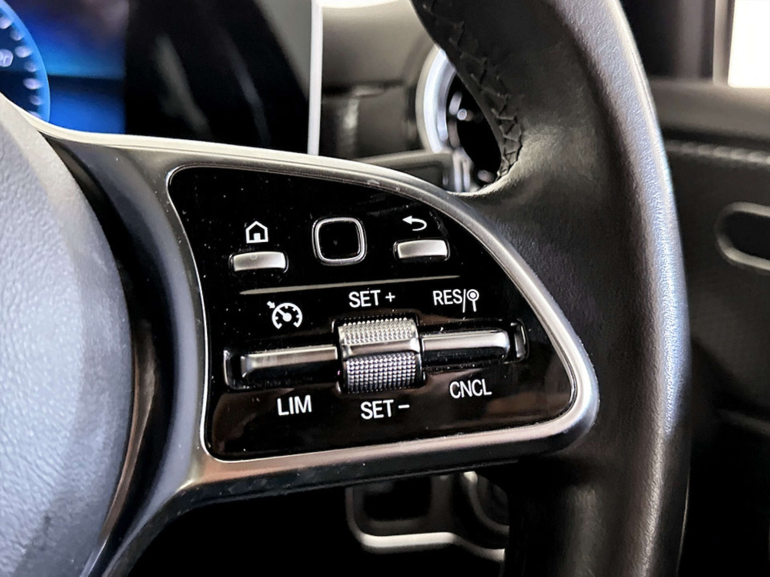 Used Mercedes-Benz A-Class 2020 for sale - 77688275: Photo 20