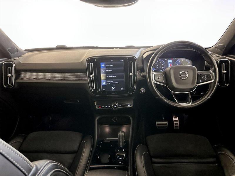 Used Volvo XC40 2020 for sale - 76649746: Photo 3