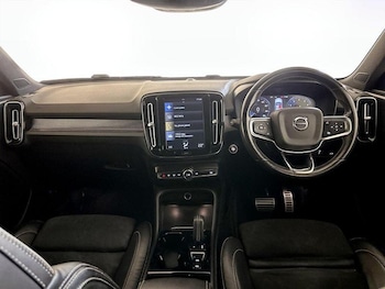 Used Volvo XC40 2020 for sale - 76649746: Photo