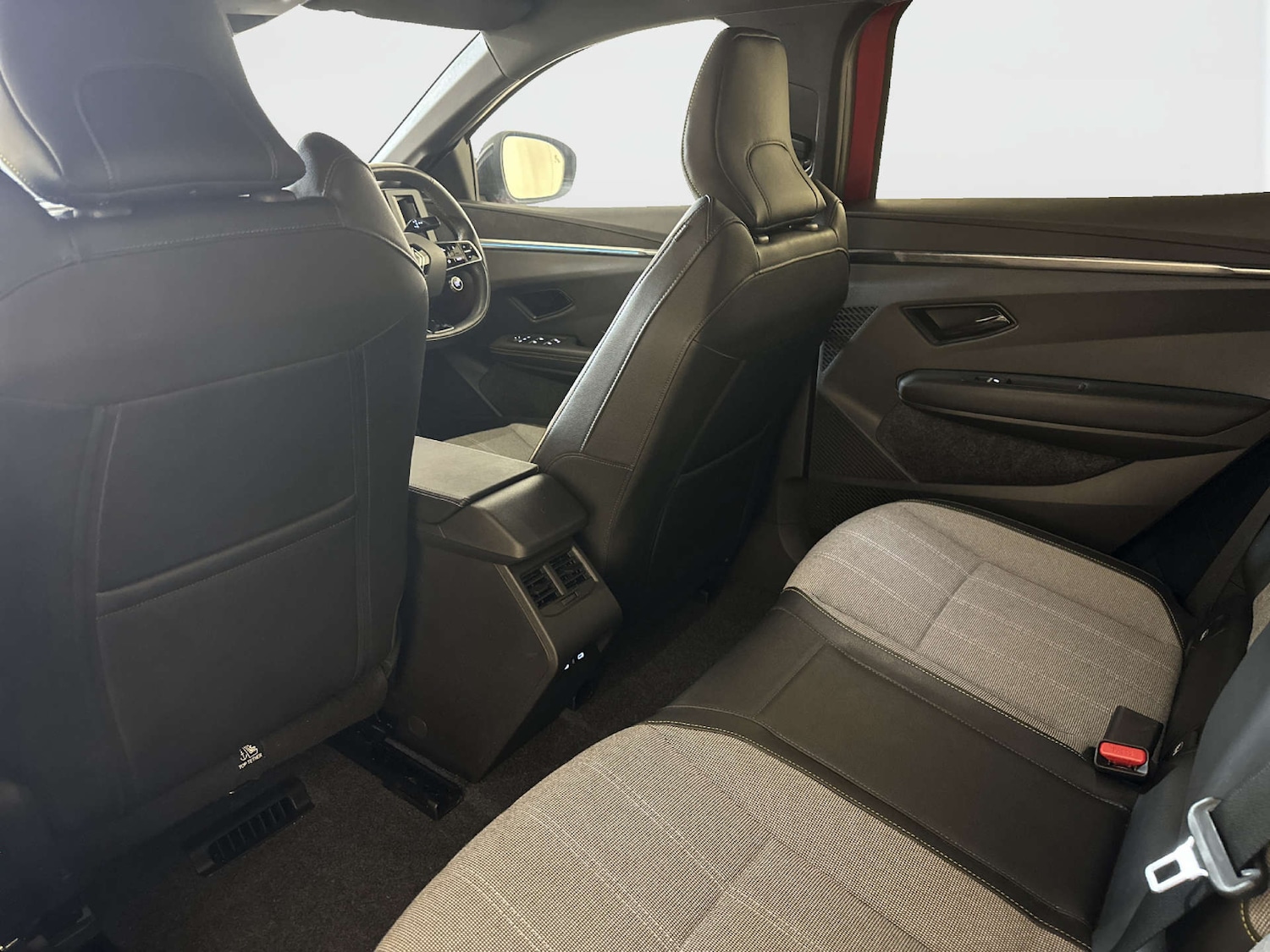 Used Renault Megane E Tech 2023 for sale - 77920658: Photo 14