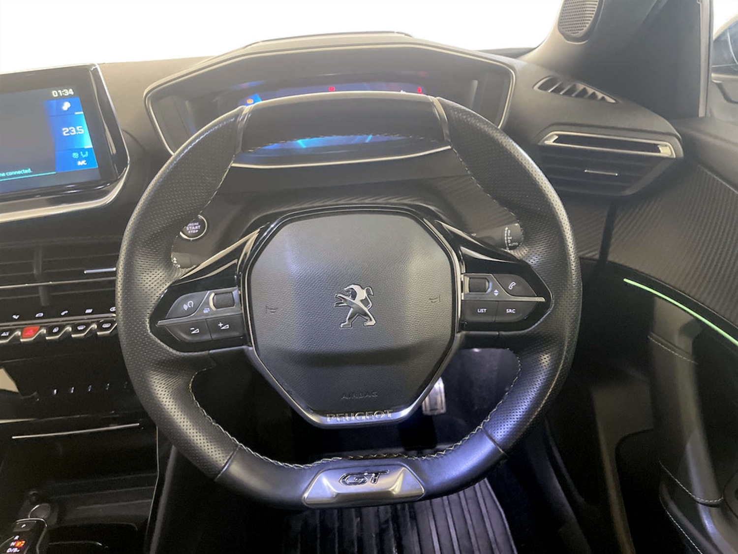 Used Peugeot 2008 2021 for sale - 77335733: Photo 16