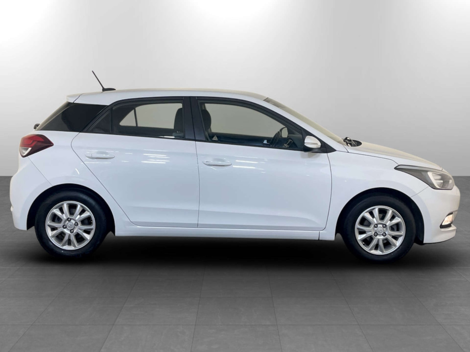 Used Hyundai i20 2016 for sale - 77437497: Photo 11