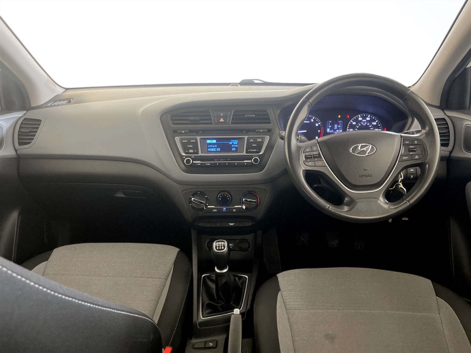 Used Hyundai i20 2016 for sale - 77437497: Photo 3
