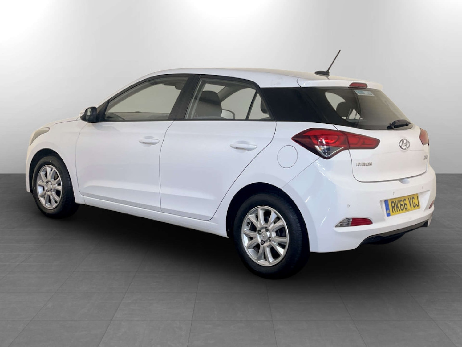 Used Hyundai i20 2016 for sale - 77437497: Photo 8