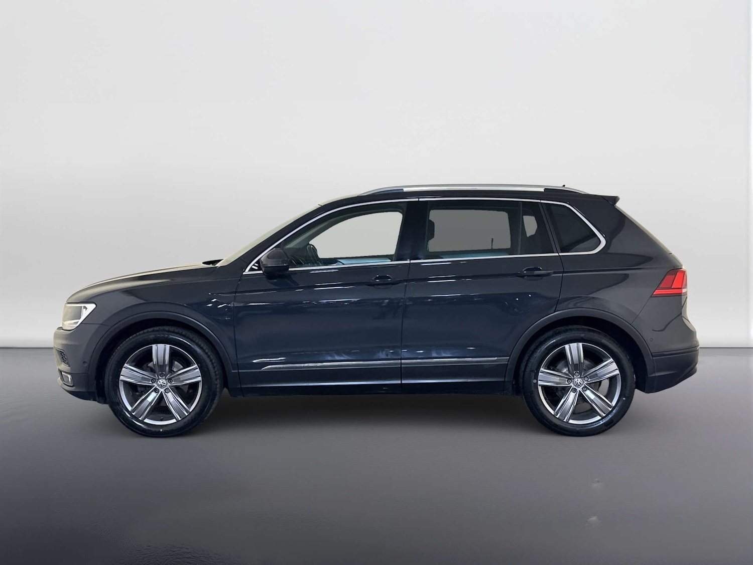 Used Volkswagen Tiguan 2019 for sale - 78175649: Photo 7